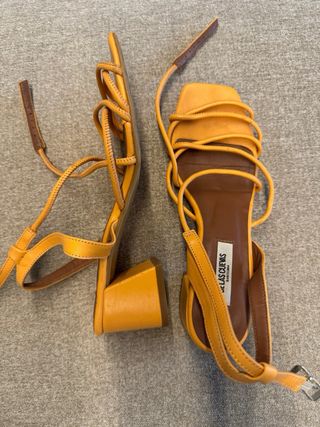 Sandalias De las Cuevas Naranja Talla 37