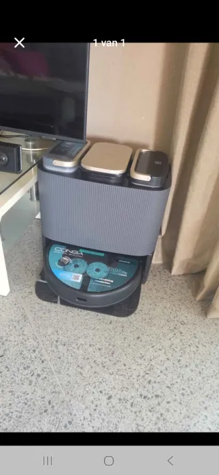 Robot aspirador y friegasuelos Conga