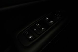 Jeep Compass 1.6 M-Jet Night Eagle 4x2