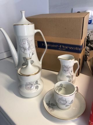 Juego de cafe porcelana Kaiser 