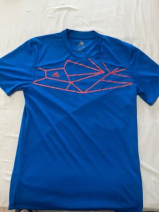 Camiseta deportiva Adidas azul