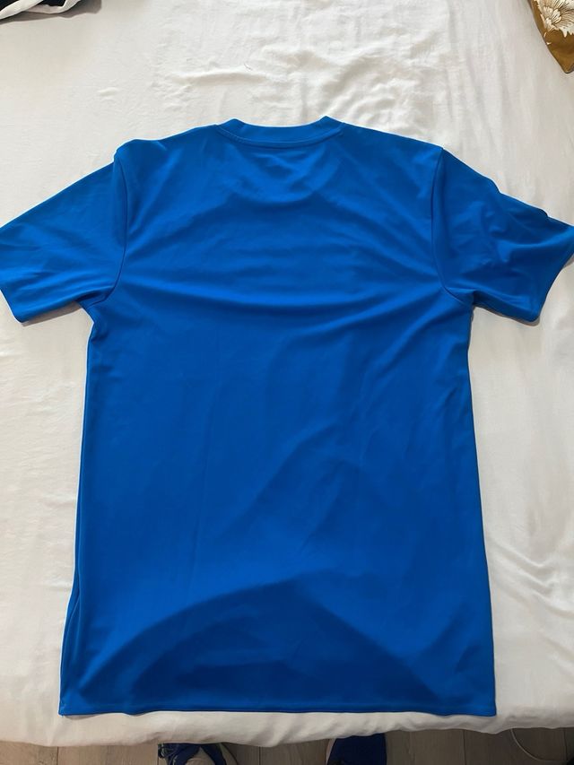 Camiseta deportiva Adidas azul