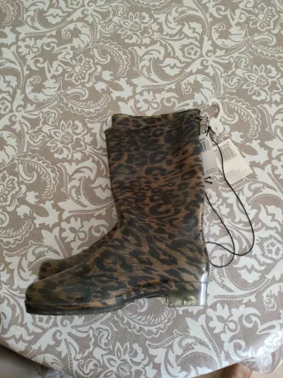 Botas agua animal print T. 41