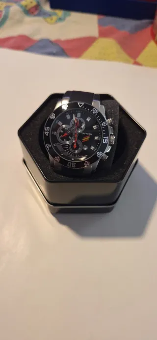 Reloj TIME FORCE Negro y Plateado