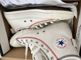 Botines Converse Blancos y Rojos