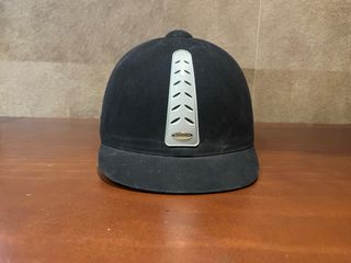 Casco de hípica negro