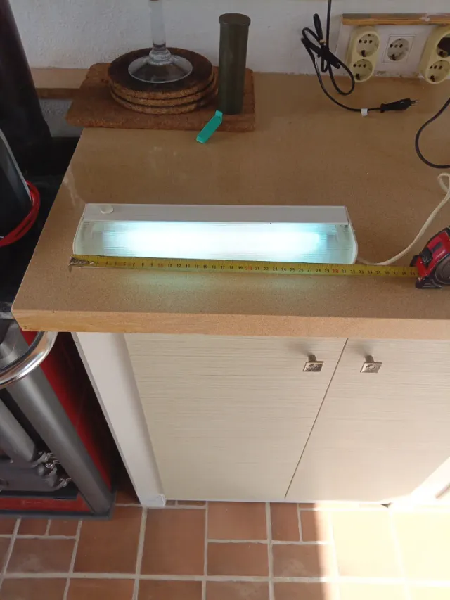 Luz tubo florescente para mesa de trabajo
