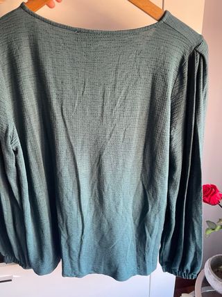 Blusa October azul celeste talla S