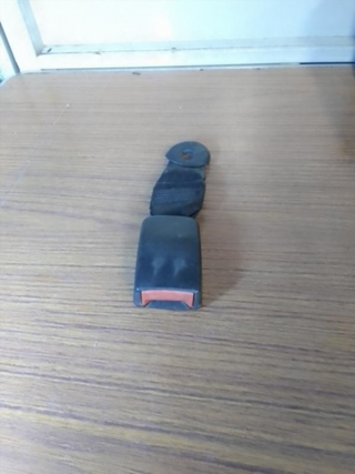 Cinturon seguridad trasero izquierdo Ford 