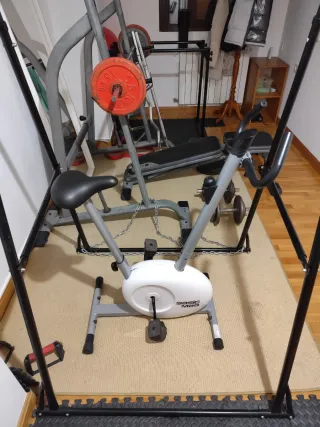 OPORTUNIDAD GIMNASIO COMPLETO.