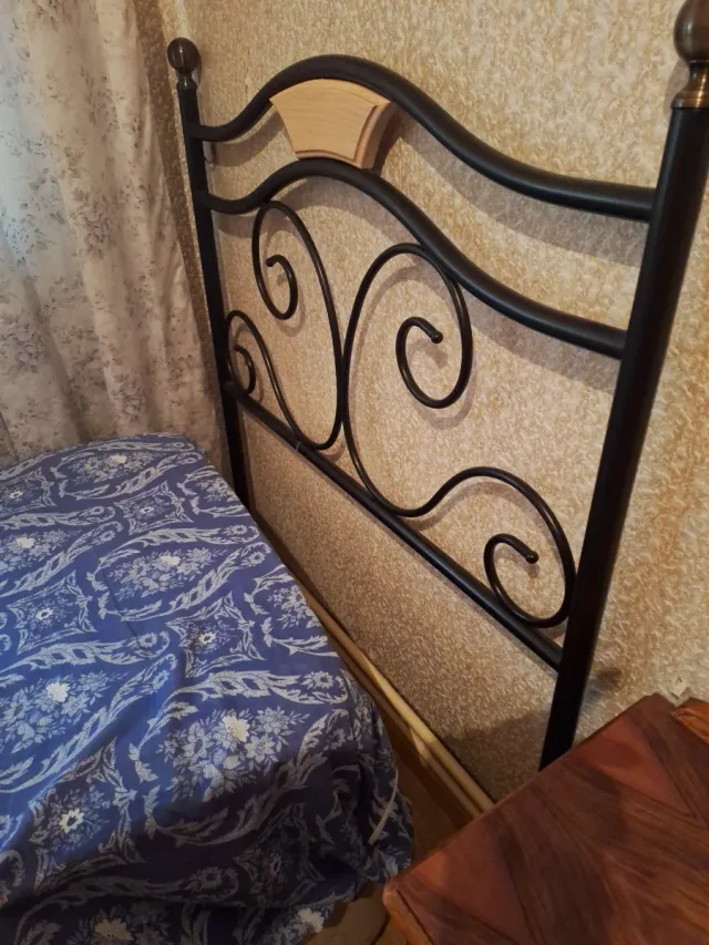 Cabecero de hierro para cama de 90