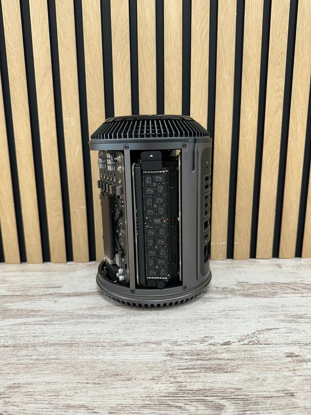 Mac Pro 2013 D500 XEON E5 64gb 1tb SSD