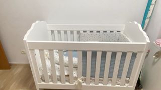 Cuna de bebé madera maciza blanca