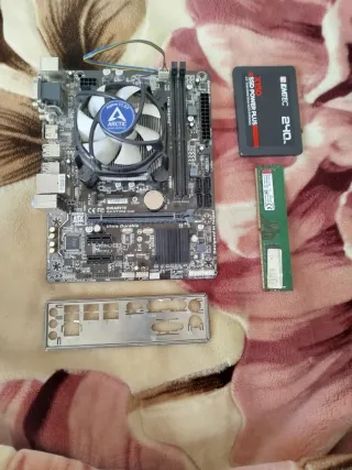 Placa Base Gigabyte H110M-S2H
