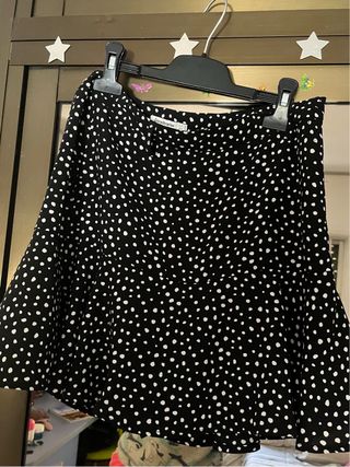 Falda pantalón negra lunares