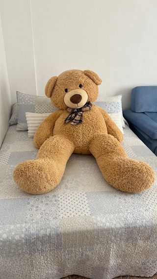 Oso de peluche grande marrón
