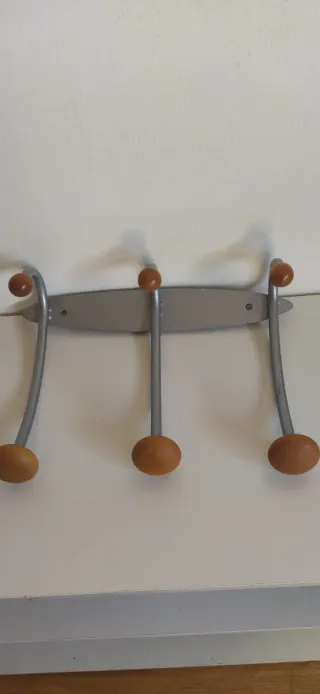 Perchero con REGALO de otro de pared.