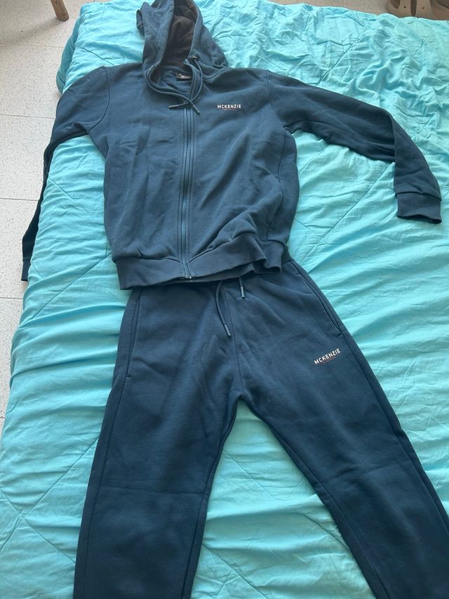 Conjunto McKenzie Azulón talla M pequeña