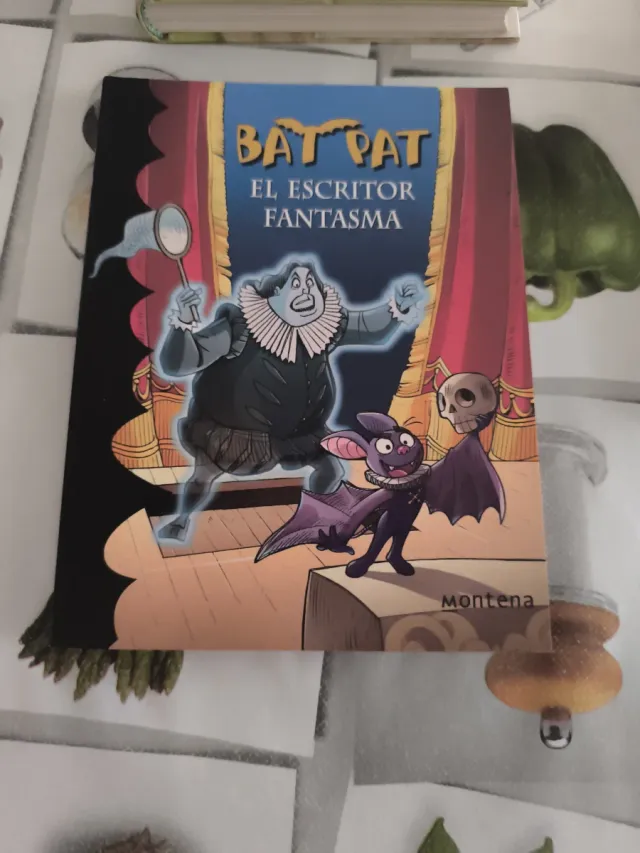 El escritor fantasma (Serie Bat Pat 17) (Spanis...