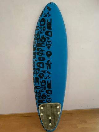 Tabla de surf azul para niños