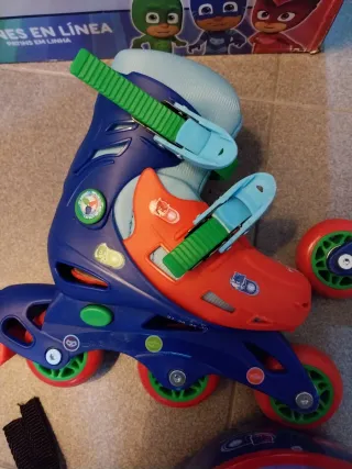 Patines PJ Masks con Casco y Protecciones