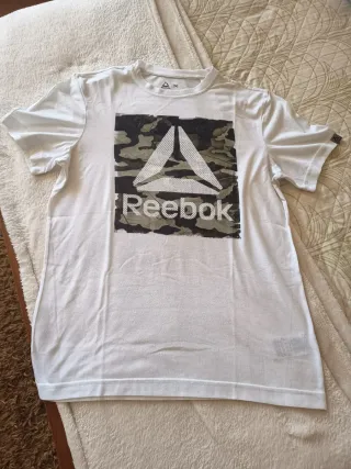 T-shirt Reebok Camuflada Tamanho M