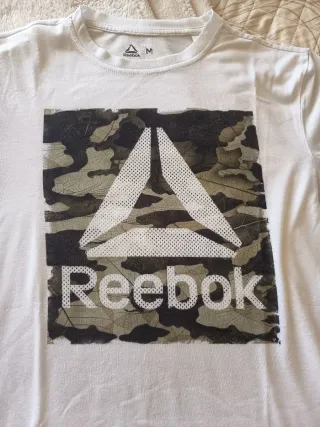 T-shirt Reebok Camuflada Tamanho M