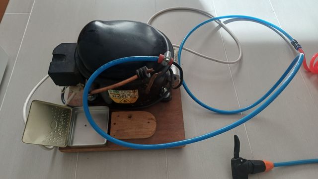 Compresor Aire Eléctrico con manómetro Bicicletas