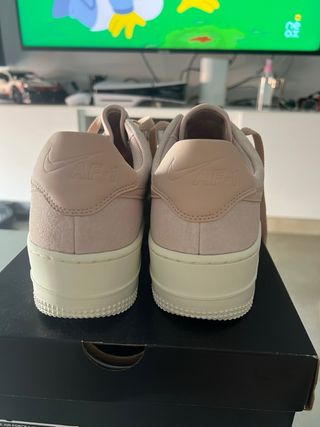 Nike Air Force 1 Beige/Rosa Suede