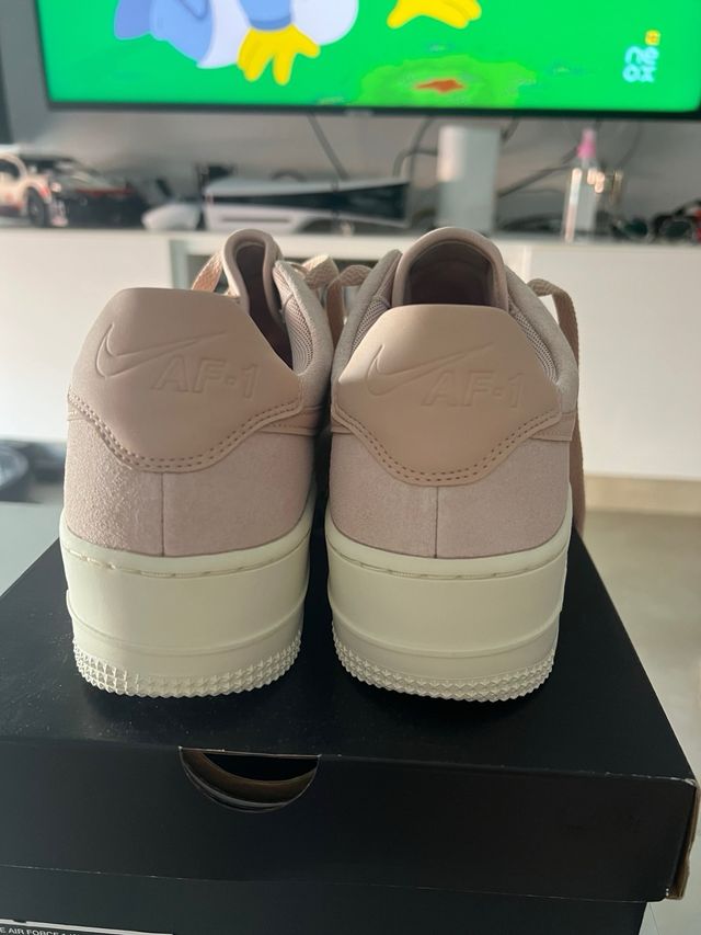 Nike Air Force 1 Beige/Rosa Suede