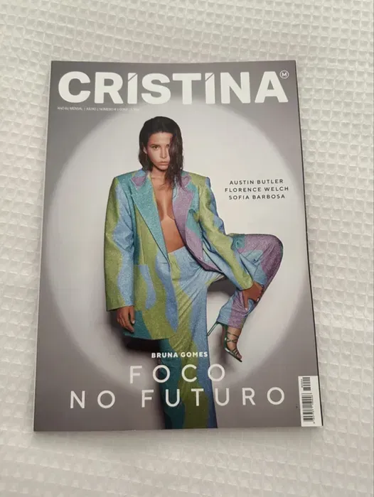 Revista Cristina com a influencer Bruna Gomes
