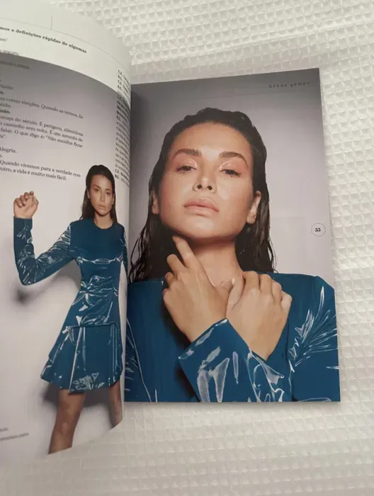 Revista Cristina com a influencer Bruna Gomes