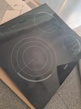 Encimera vitrocerámica Zanussi