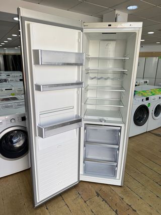 SOLO FRIGORÍFICO NEFF INOX 185cm A++ NO FROST