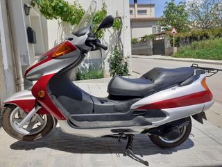 Scooter Motocicleta 125 - Granate- Gris