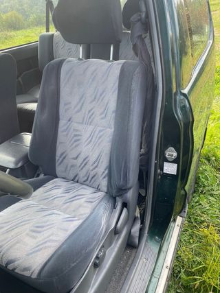 Toyota Land Cruiser 2000