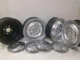 Llantas Seat 600 D con tapacubos