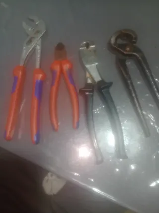 Alicates Knipex  Picos  de Oro knipex más alicate