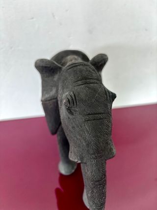 Statuetta Elefante Legno Scolpito a mano Vintage