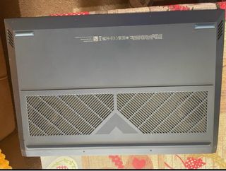 Ordenador HP Victus 16 Negro y Dorado