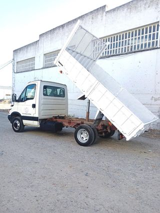 Iveco Daily un 2.8 de motor 110 CV con 107.000 Km 