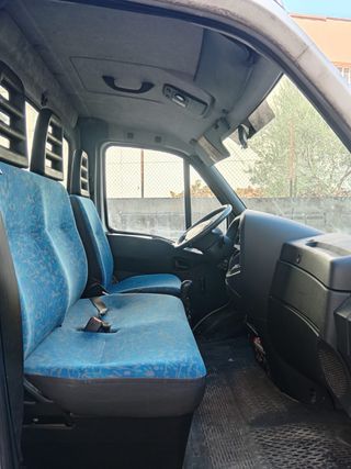 Iveco Daily un 2.8 de motor 110 CV con 107.000 Km 