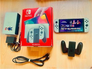 Nintendo Switch OLED bianco - Impeccabile