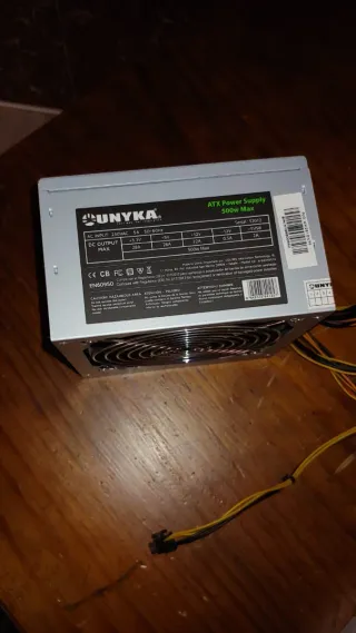 Fuente de Alimentación UNYKA ATX 500W