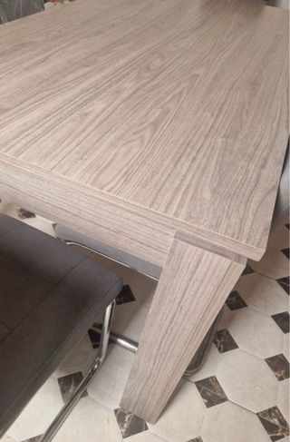 Mesa de comedor y 6 sillas