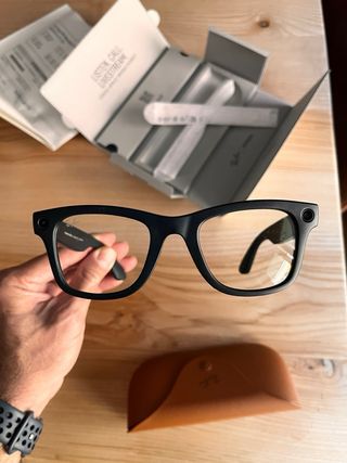 Ray-Ban Meta transitions Wayfarer