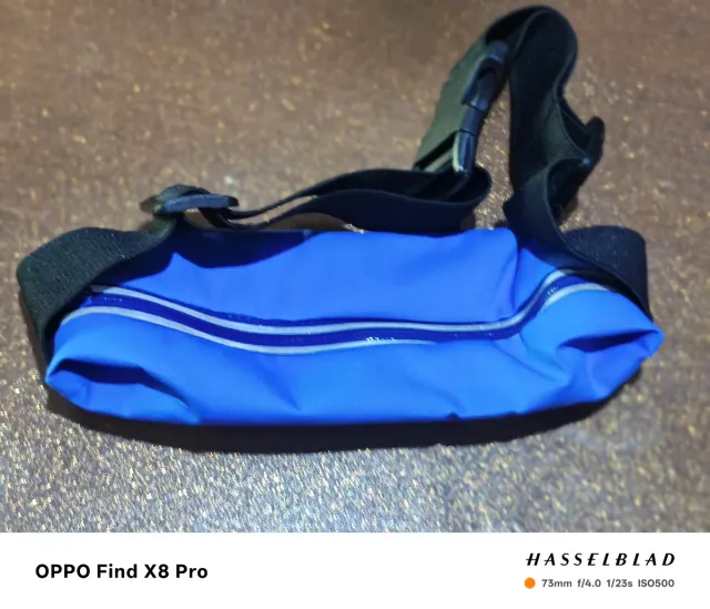 Marsupio sport unisex blu porta cellulare