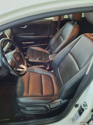 KIA STONIC 1.0 T-GDI 100CV BLACK EDITION