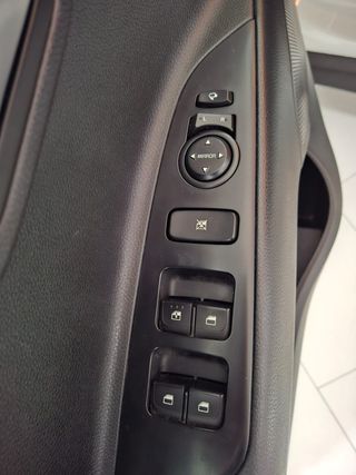 KIA STONIC 1.0 T-GDI 100CV BLACK EDITION