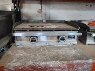 PLANCHA DE 60 CM